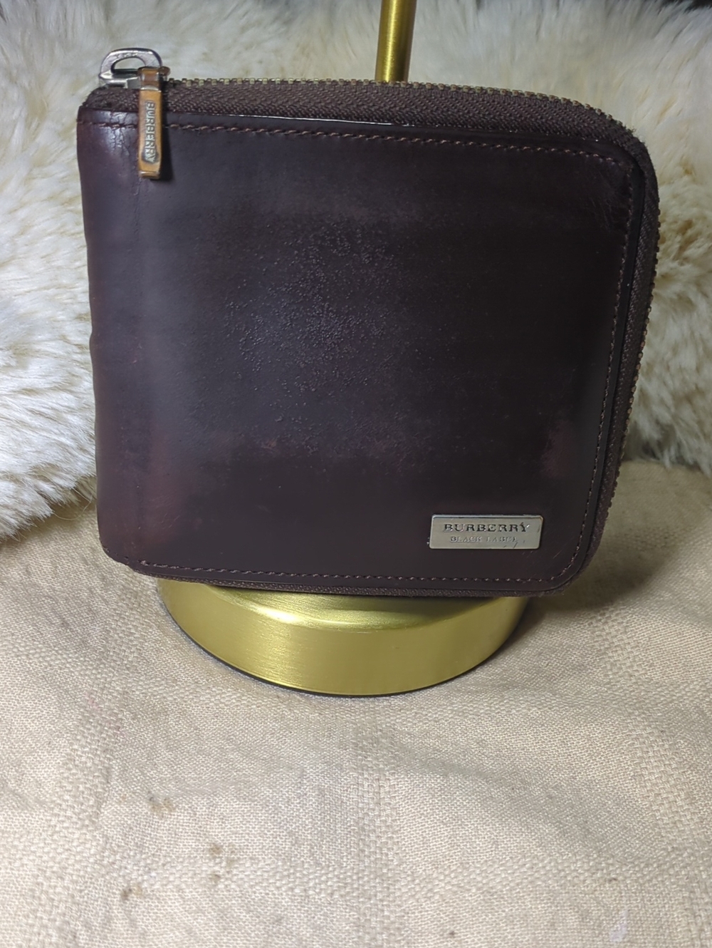 Authentic Burberry Dark Brown Leather Black Label Zip-Around Wallet $75